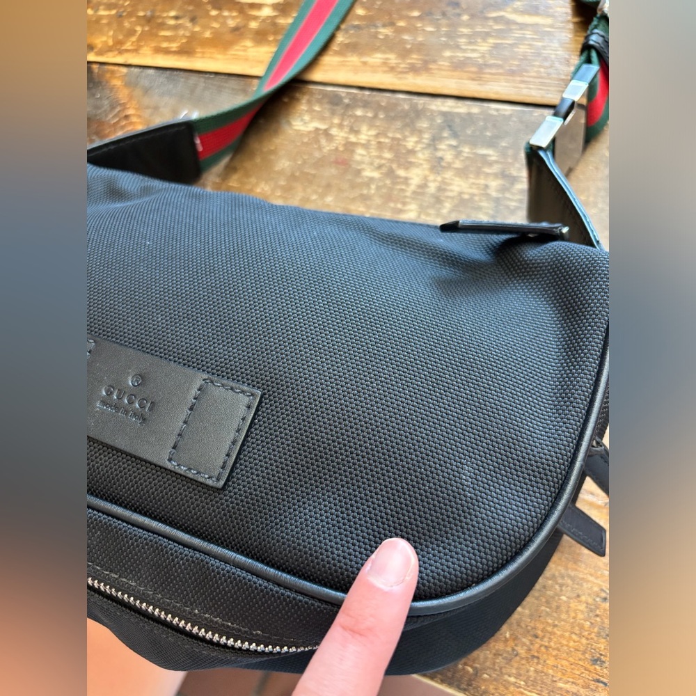 GUCCI Black Techno Canvas Belt / Shoulder / Crossbody Bag - Picture 6 of 16